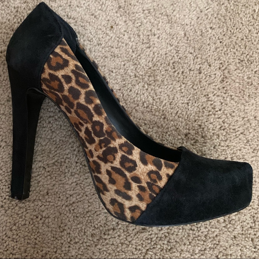 BCBG Generation Women’s Leopard Print Paula’s Pump